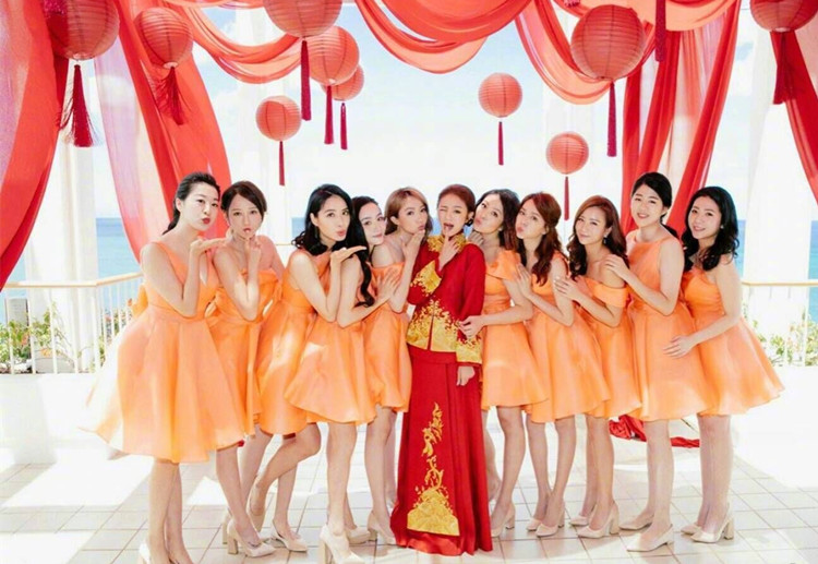 品一品这9个明星的伴娘服,刘诗诗baby杨幂对闺蜜的用心高下立见