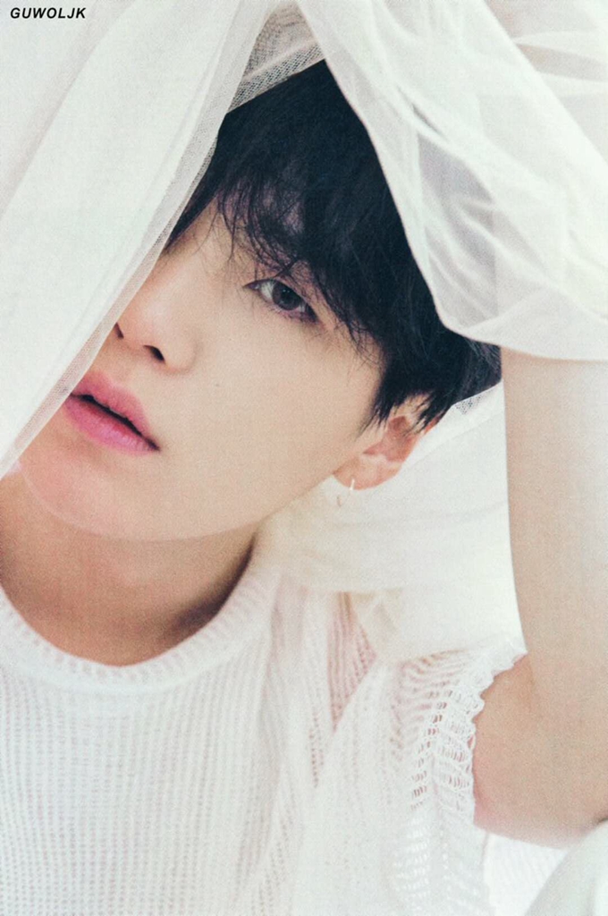 闵玧其说过,他在没有达到目的之前是不会哭的