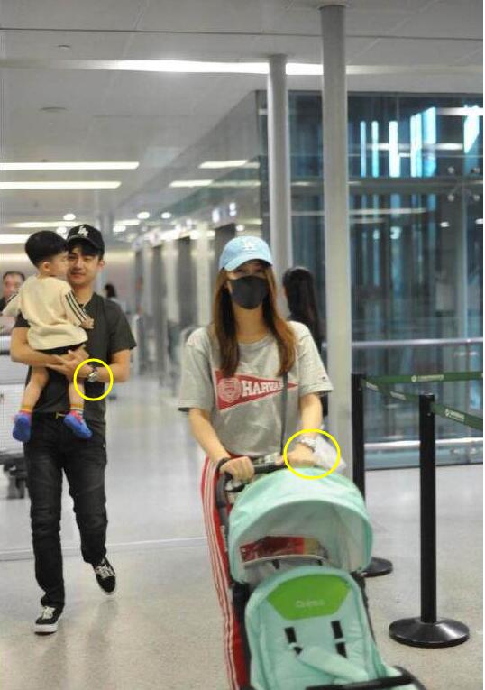 李茂弦子抱暖暖现身机场,一家三口好温馨,网友:为什么要戴口罩