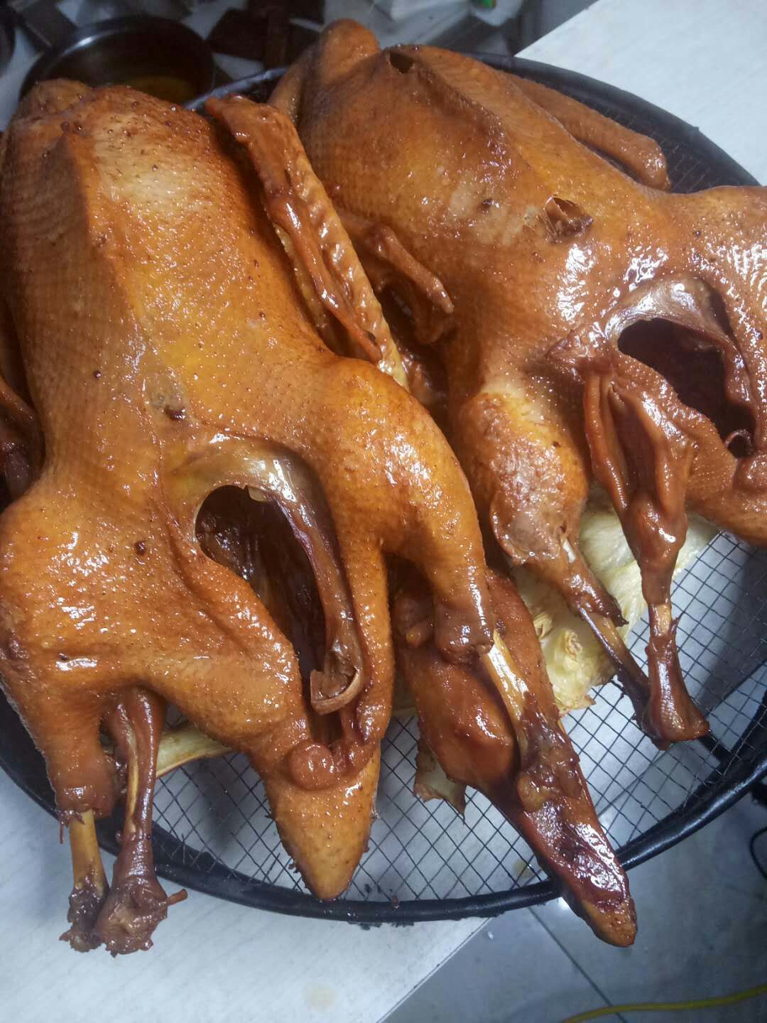 对青烤鹅的制作过程图