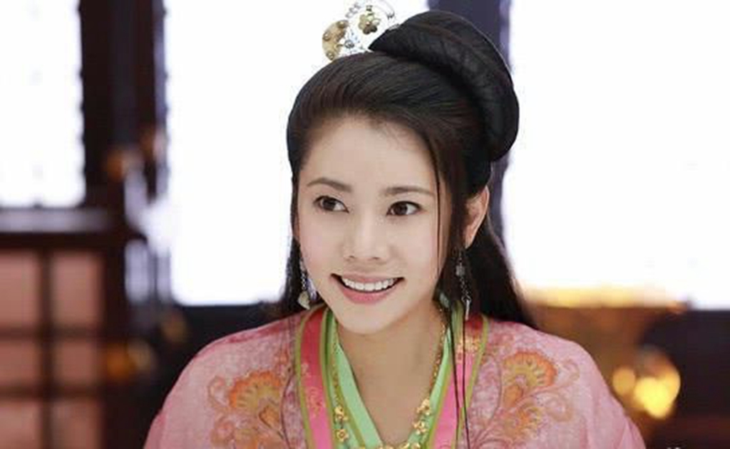 韩星穿上中国古装:林允儿很浮夸,金喜善略廉价,林珍娜太出戏!