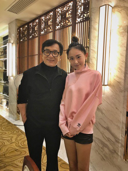 孙耀琦有身高有气质,能高冷也能可爱知性,真乃完美女人也