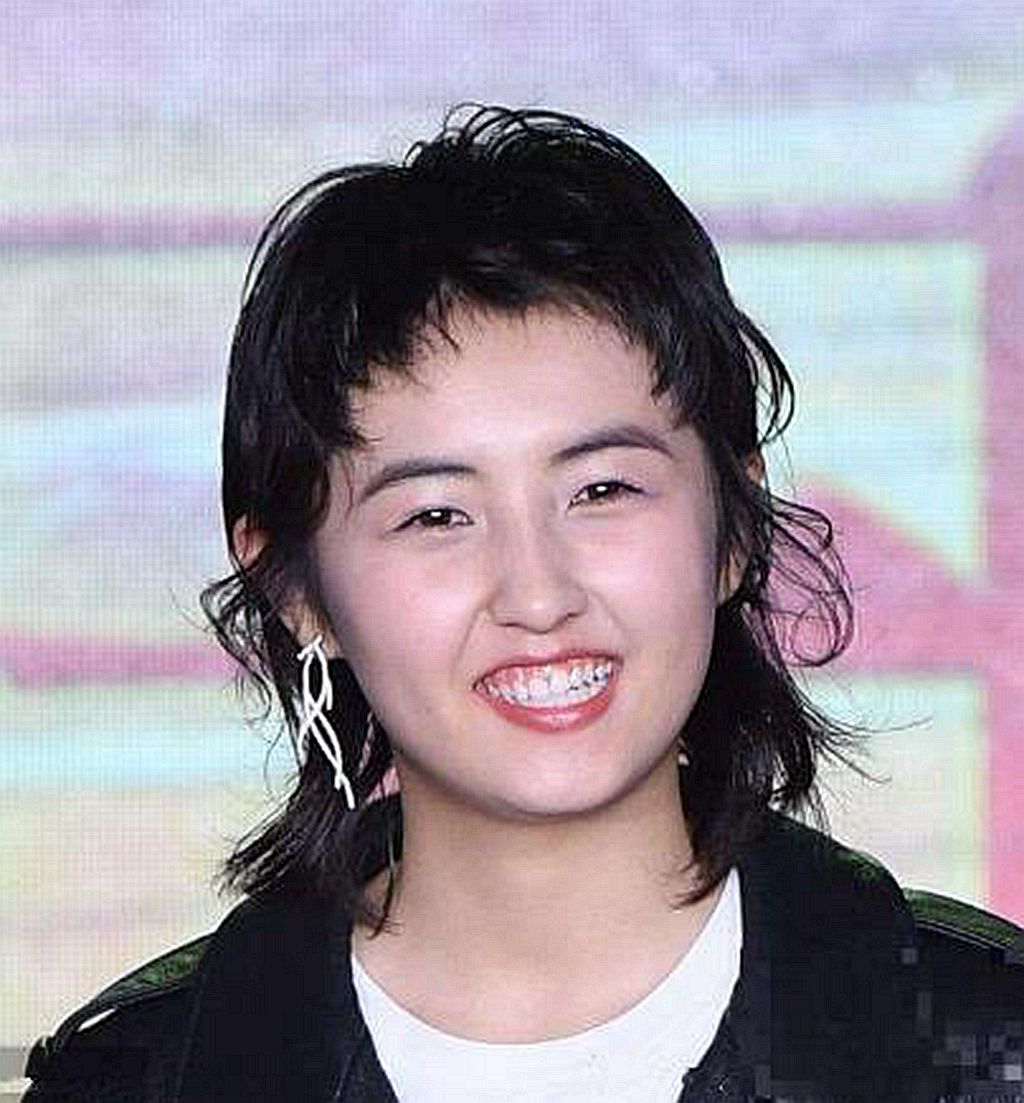 张子枫的刘海,难看的不止一点点!网友:得罪发型师了!