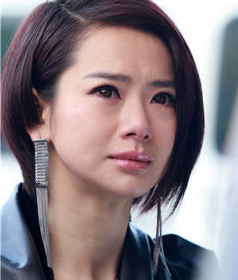 戚薇的哭戏,姚笛的哭戏,佟丽娅的哭戏,都没他的哭戏让人心疼