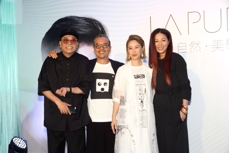 欧阳震华,关咏荷,滕丽名再聚首,精彩同框,满满的回忆杀!