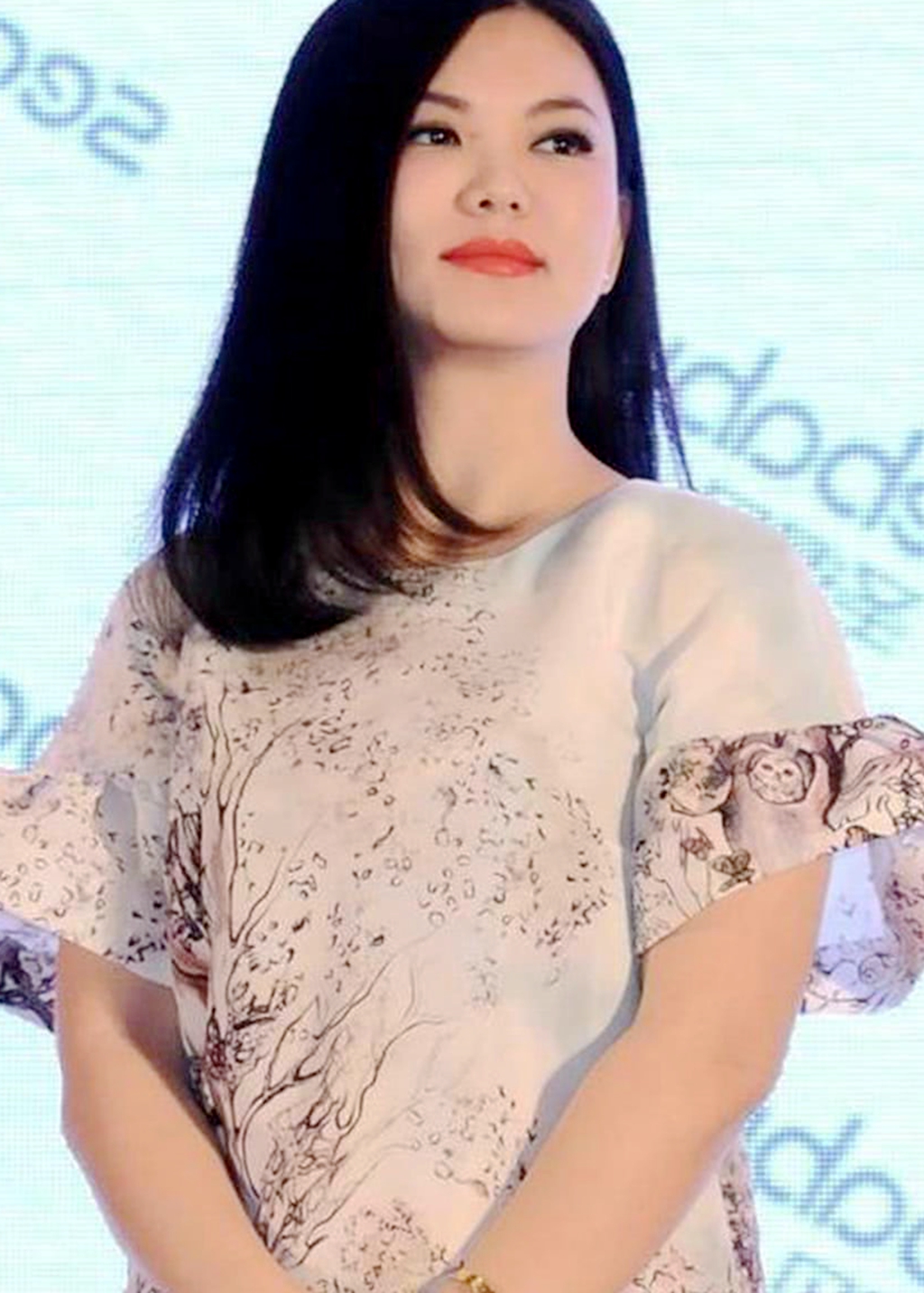 李湘的5个发型:我最喜欢第一个,第二个迷倒了王岳伦!