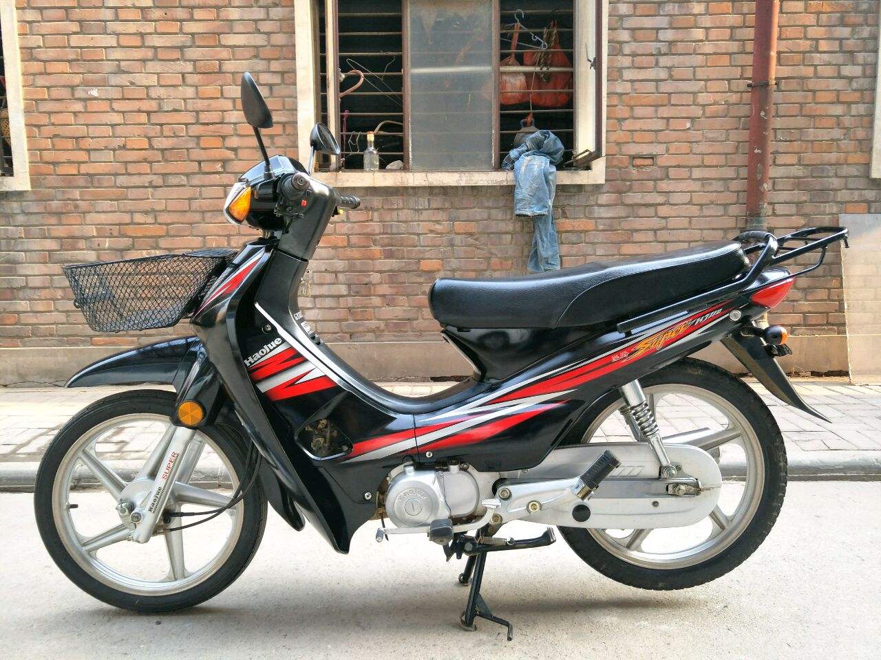 老司机为大家推荐五千左右,有哪些性价比高的摩托车,令人着迷