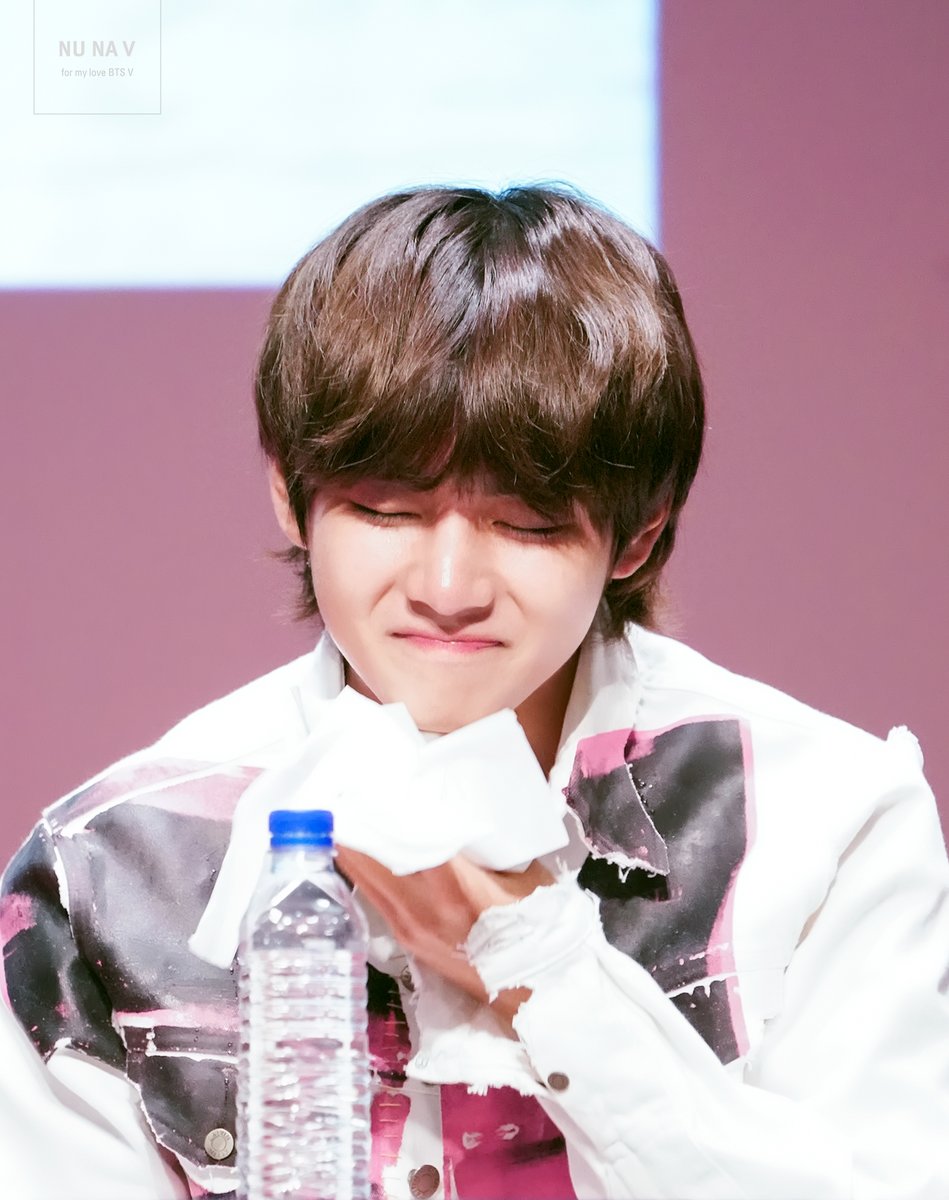 而就在最近举行的签名会上,发生了一件让粉丝觉得超