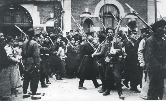 清朝皇帝身边的御前侍卫权利巨大,年薪收入多得你想象不到!