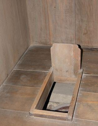 你对古代人怎么上厕所感兴趣吗?今天带大家看看古代如厕那点事