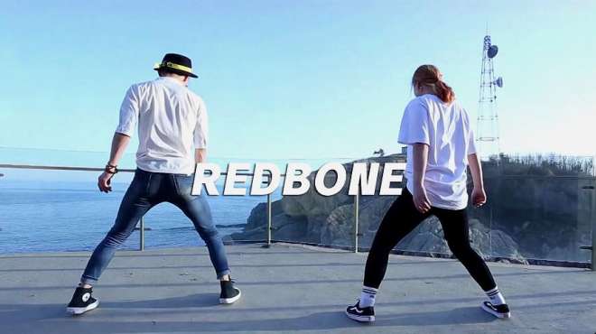 [图]美女帅哥海风中抒情共舞，《REDBONE》SORCERER编舞