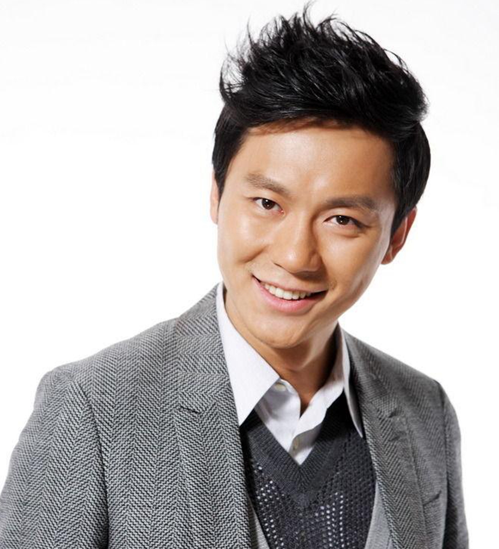 李晨的5款发型:图一的发型我喜欢,图三曾迷倒过张馨予!