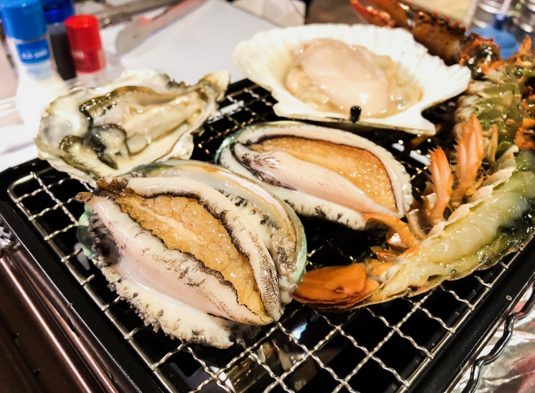 周末好去处!韩国鲍鱼节登陆香港啦 水煮刺身炭烧随便挑