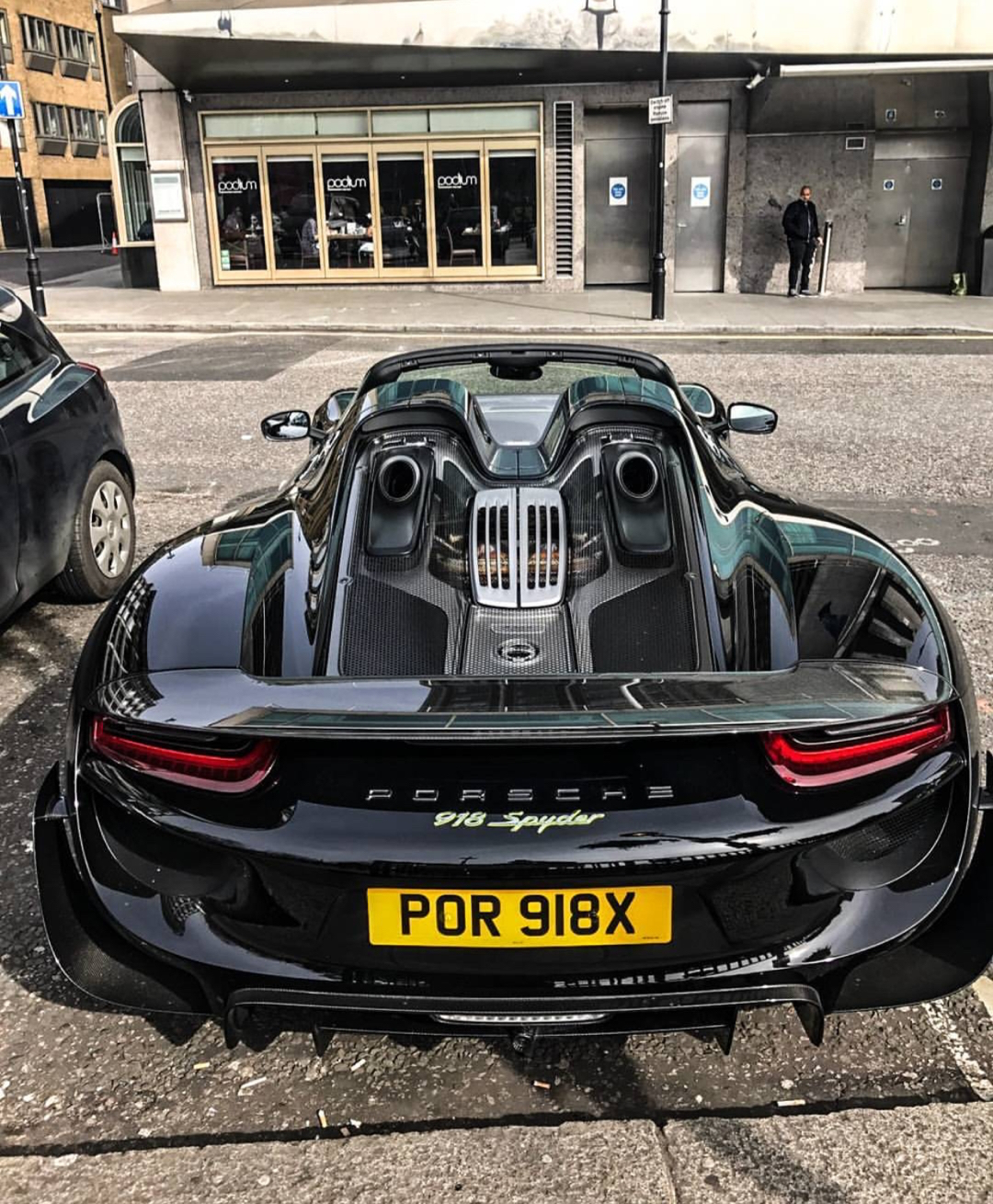 迷人超跑车尾组图,哪一款你更喜欢?最爱兰博基尼