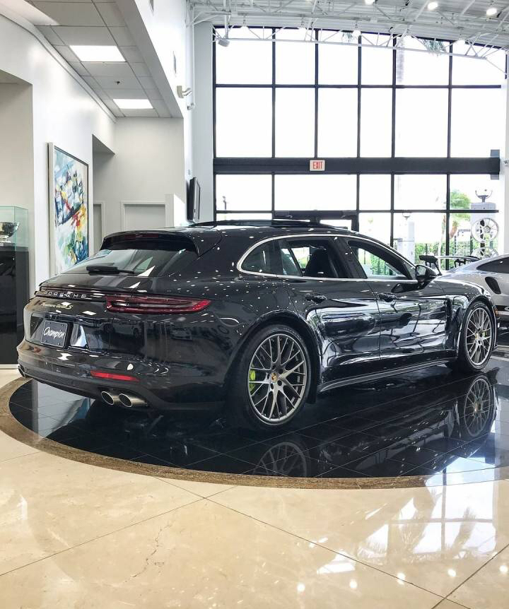 最美四门轿跑车,保时捷帕拉梅拉