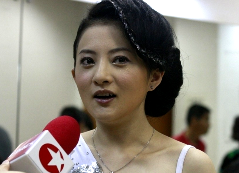 金铭,1980年生于北京,中国内地女演员,毕业于北京大学国际关系学院.