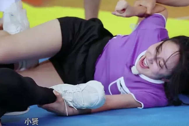 《跑男》迎来《爱情公寓》,满满都是回忆杀,李金铭长相更加甜美