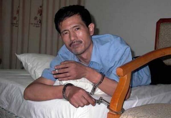 90年代整治港澳黑恶势力,2名悍匪被枪毙,一大佬被关,都是谁?