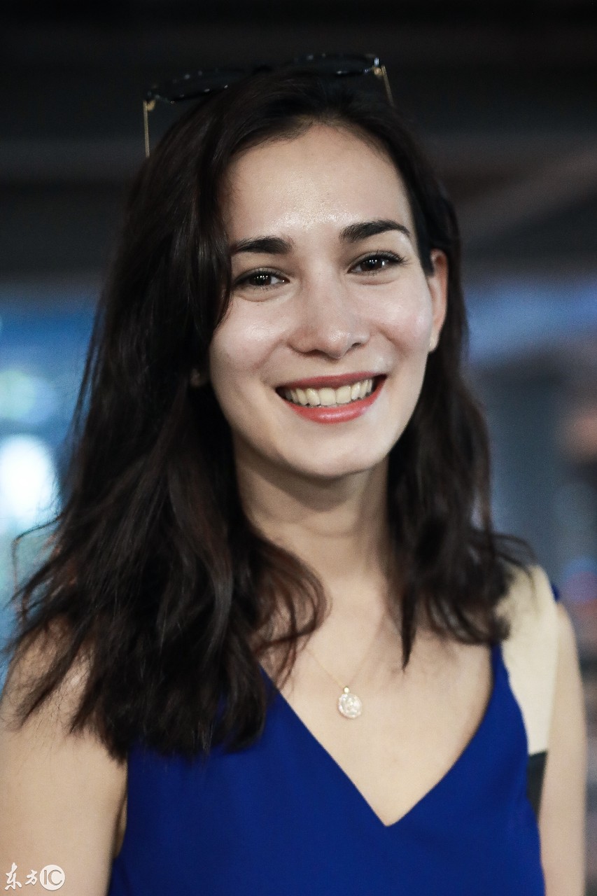 卢靖姗笑起来太美了,为什么网友会说"一笑毁所有?