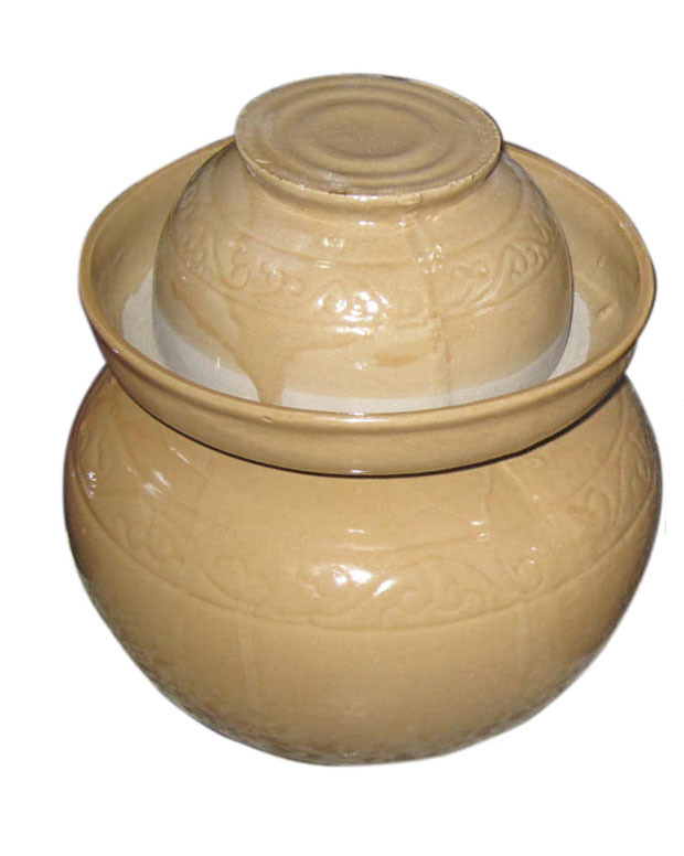 泡菜坛里起白花怎么处理,有了这几种方法,在也不用愁!