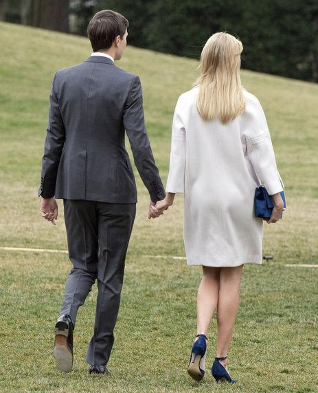 美国"千金"伊万卡生活照,图1背影多少人羡慕,看到图5不淡定了