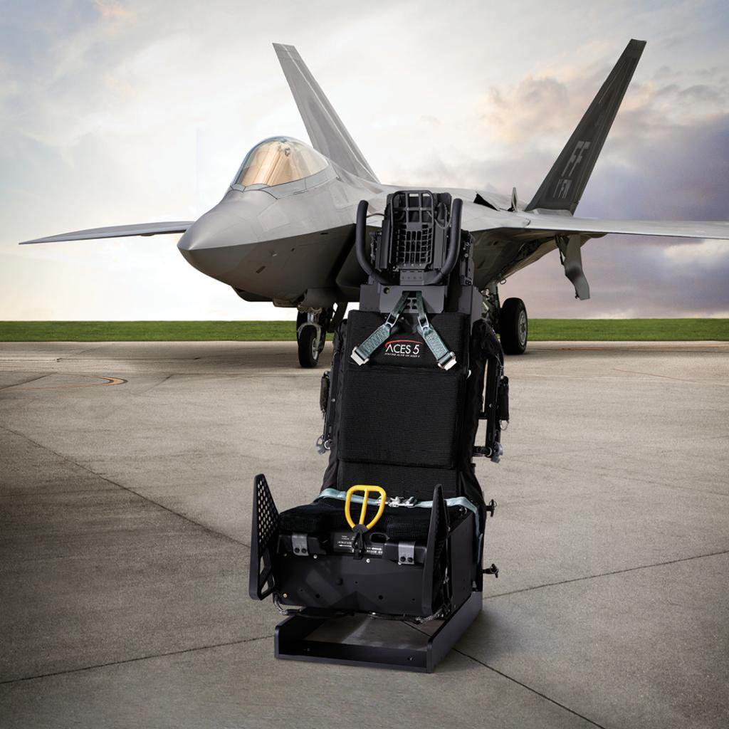 飞行员的最后一根救命稻草:战斗机弹射座椅