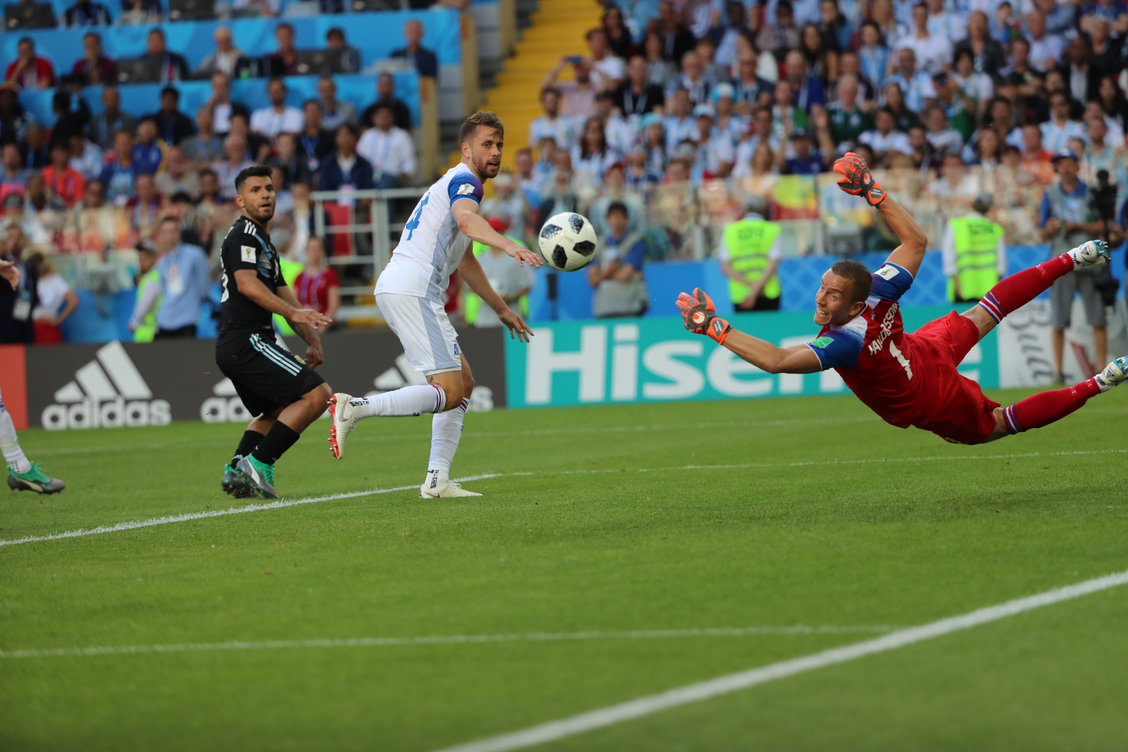 冰岛的足球奇迹"冰到"了谁 中国球迷的玻璃心还是上进心