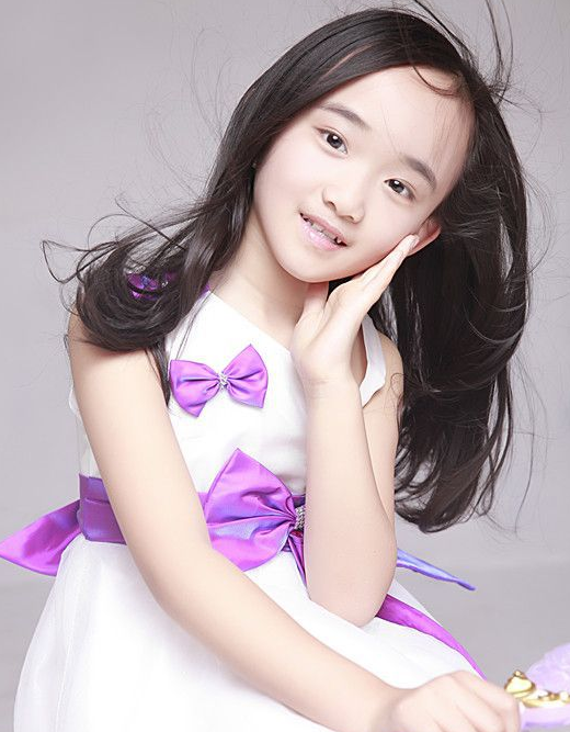 《甄嬛传》中三位胧月公主,如今个个美得不像话