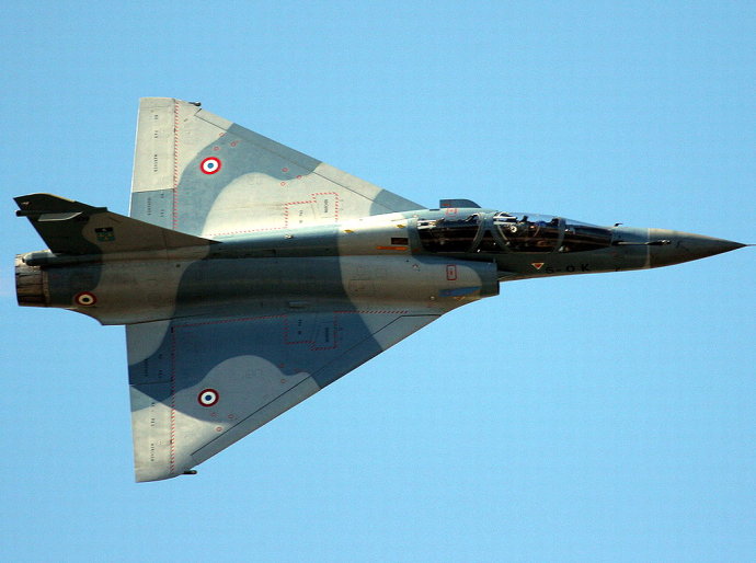 它曾是法兰西空军和达索公司的梦想——幻影4000战机