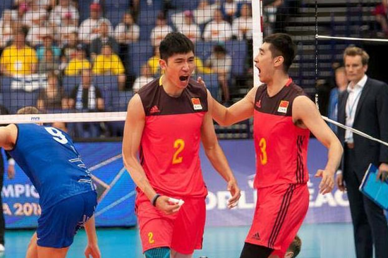 中国男排主场全力争胜