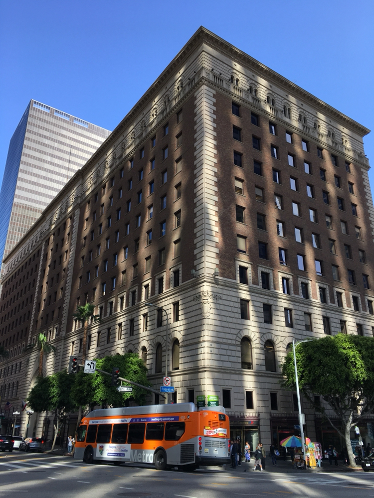 洛杉矶downtown的建筑群,欧式风格,高耸入云,雄伟又美观