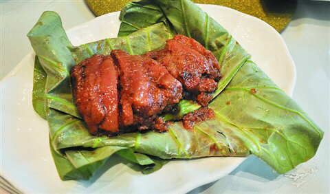 教你做一道夏季美食,荷叶包米粉肉