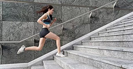 长期坚持爬楼梯有哪些好处?对健康的5大影响,现在知道还不晚!