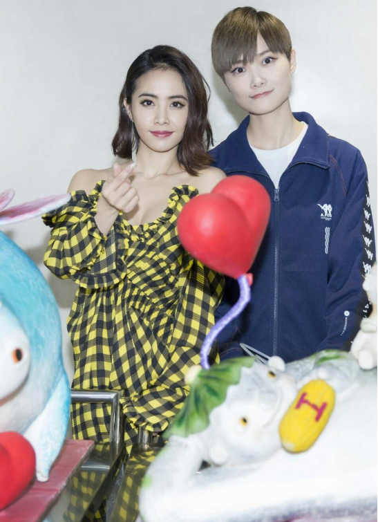 李宇春蔡依林合体,网友盛赞唱跳盛宴