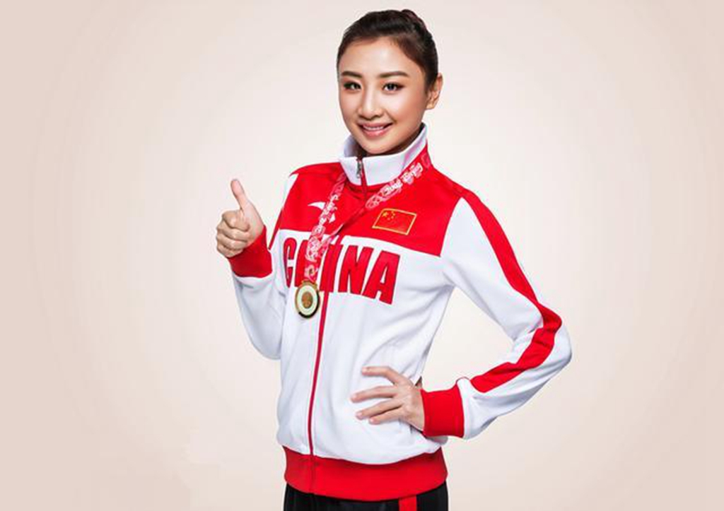 美貌与毅力同在的蹦床公主——何雯娜,你的美,体坛少见!