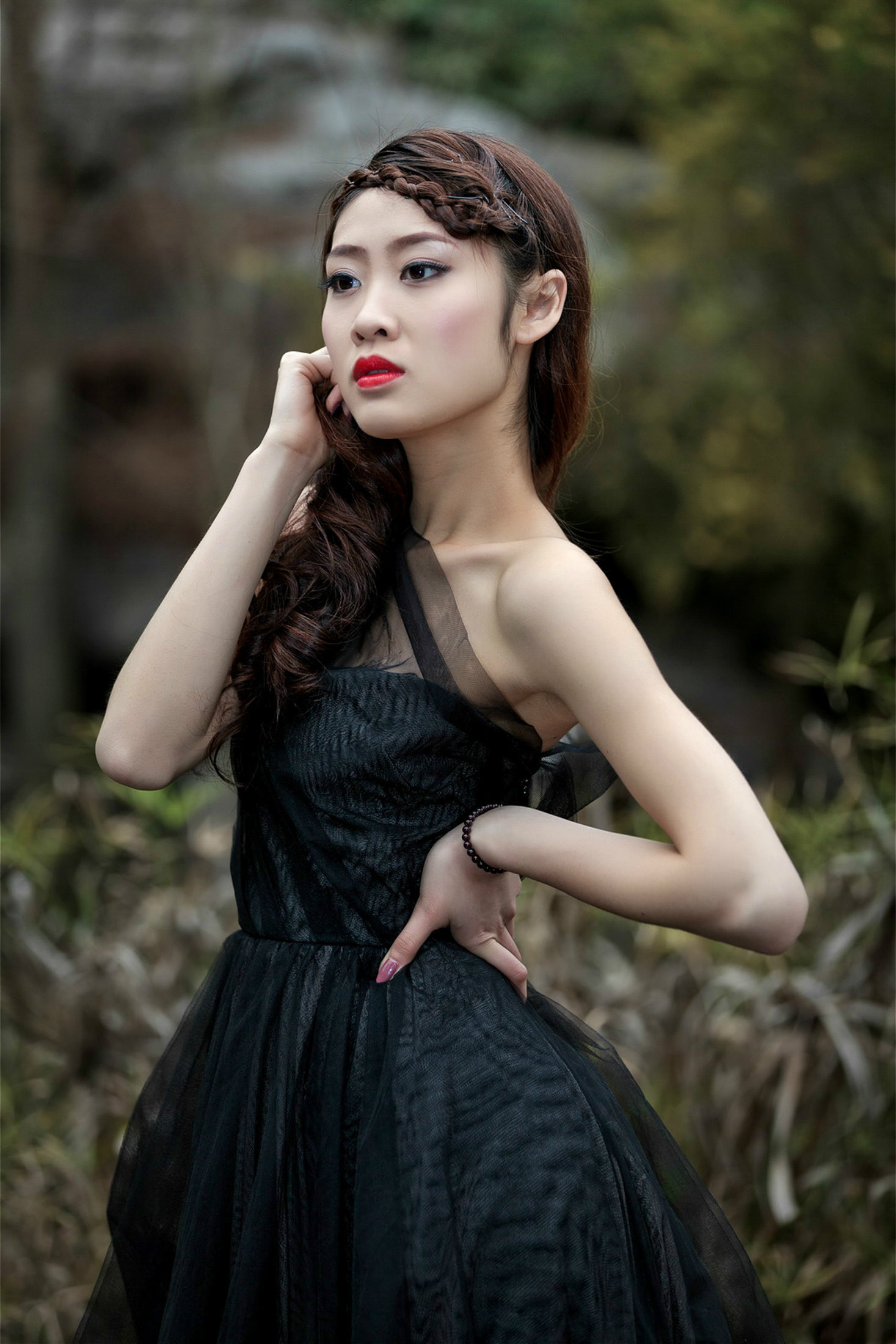 美女摄影:气质优雅,靓丽动人