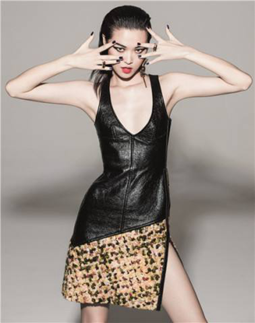 明艳动人,出尘脱俗——"超模"游天翼