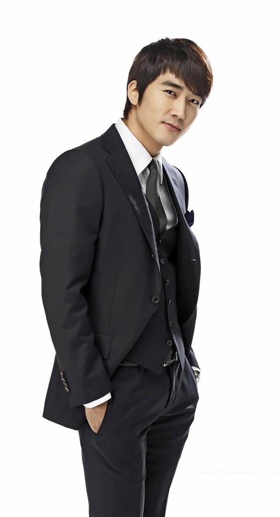 提起宋承宪,很多中国的观众都是因为刘亦菲的男友而关注他,其实早在