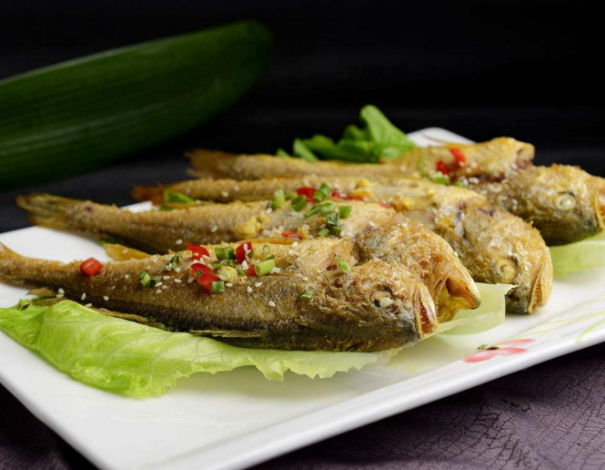 香煎小黄鱼香而不腻,吃起来鲜嫩无比