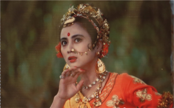 86版西游记"玉兔"李玲玉,55岁爱上种菜,20岁混血儿子颜值超高