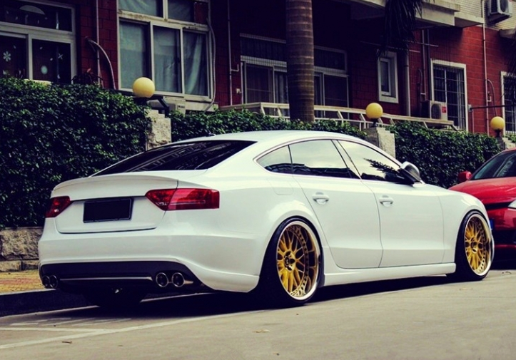 五款改装后的奥迪a5,如果我有这款车,我一定改成图2的样子!