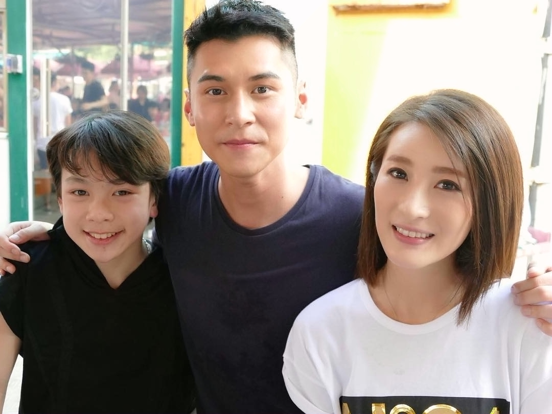 tvb林夏薇,陈家乐,罗梓龙再相聚,与粉丝同乐,开心bbq!