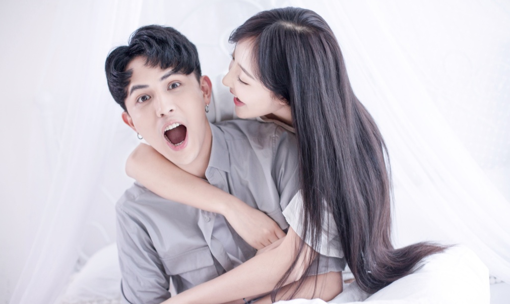 抖音最火的5对情侣,图1颜值高,图3是真爱,最后一对已结婚!