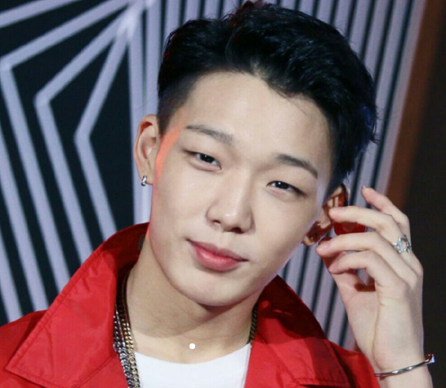 block b—zico,嘻哈组合block b的队长,rap实力不容小觑,是很多rapper