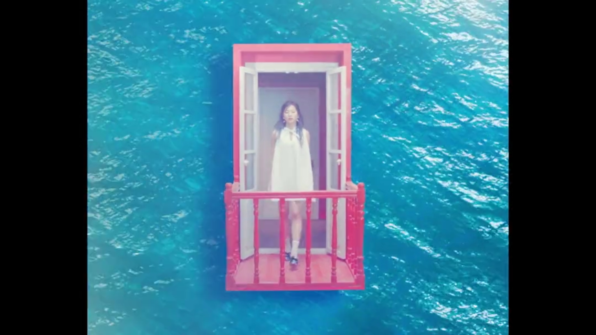 皮肤下青色鸡皮疙瘩(皮肤下青色鸡皮疙瘩图片)