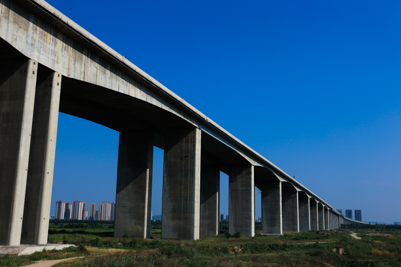 西安高陵渭河大桥图片