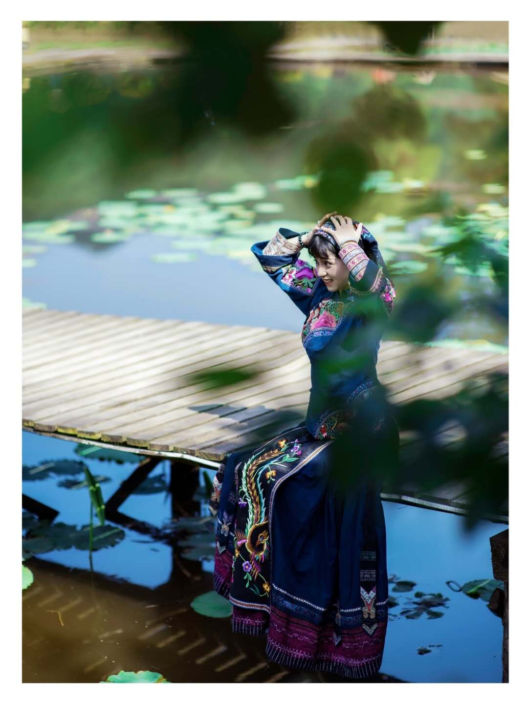 土家族姑娘,最美还是农作时