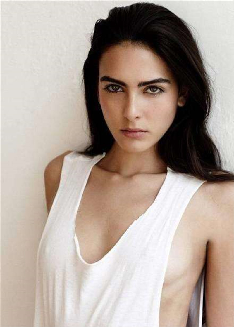 世界杯第一美女,哥伦比来名模daniela botero写真