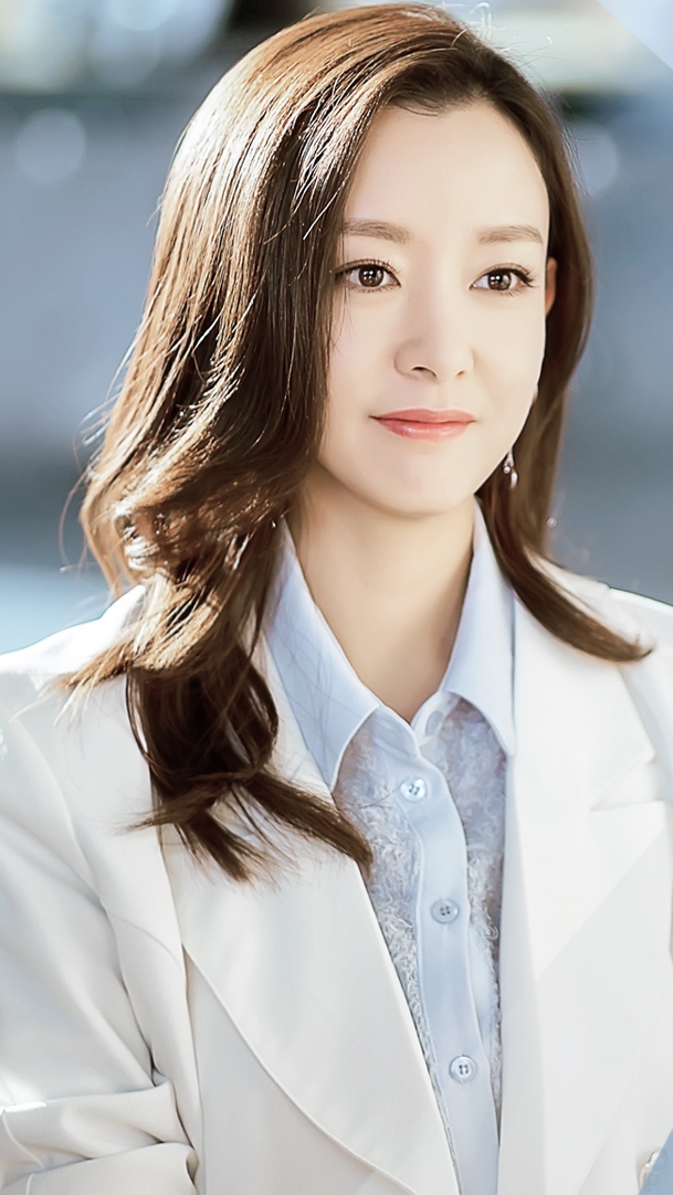 周奇奇:知心姐姐很温柔