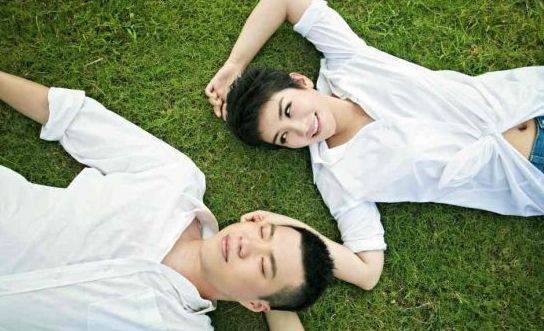 黄毅清曝光黄奕私密照后,居然还有人留言支持黄毅清